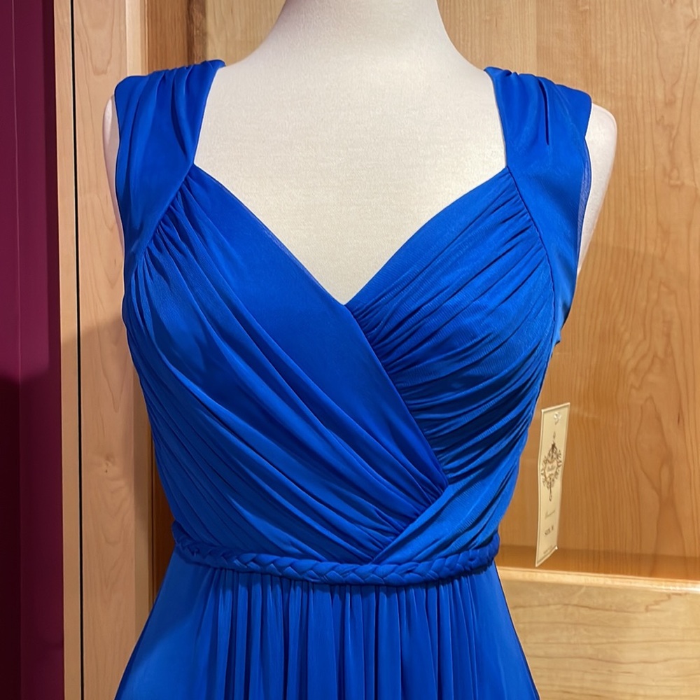 Simple Maxi Dress - Picture 2 of 3